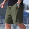 Shorts décontractés en tissu gaufré pour hommes avec cordon de serrage pour l'été. - Vert Militaire