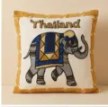Housse de coussin éléphant brodé thaïlandais d'Asie du Sud-Est, taie décorative en coton. - Housse de Coussin 45x45cm Sans Garnissage / Cadre Éléphant Cyan-Jaune