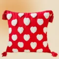 Housse de coussin rouge Saint Valentin coeurs tuftés blancs coussin déco avec pompons - Housse Seule / Fond Rouge Cœur Bouclette Gland