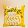 Coussin de canapé brodé vase fond jaune avec magnifique motif floral tufté pour déco salon. - 45*45cm Housse Seule / Vase Russe Jaune