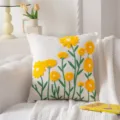 Gelber Blumen bestickter Kissenbezug, süßes Gänseblümchen Kissen für Sofa Schlafzimmer Ästhetik. - Kleiner Chrysanthemenwald