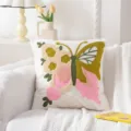 Getufteter Kissenbezug mit Schmetterlings-Bestickung, weißer Kissenbezug für das Sofa. - Großer Schmetterling