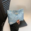 Blauer bestickter Aufbewahrungsbeutel, neuer chinesischer Blumen-Clutch-Beutel Stil. - Blau Weiß Floral