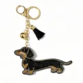 Μπρελόκ dachshund με στραζ, vintage φούντα και καμπάνα για τσάντα και κλειδιά αυτοκινήτου γοητεία. - Μαύρο