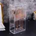 Exhibidor de collares de acrílico con puerta, organizador de joyas transparente para escritorio. - Caja Cuadrada para Collares / Modelo Acrílico