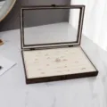 Caja organizadora de anillos de una capa en madera con tapa de vidrio y terciopelo. - Caja De Almacenamiento De Anillos / 35x24x5cm