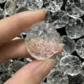 Ciondolo volpe intagliato in cristallo bianco naturale accessorio gioiello ingrosso zodiaco - Ciondolo Volpe a Nove Code (Foro per Braccialetto) / Cristallo di rocca