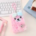 Flauschiges Plüsch Notizbuch mit Bär Stickerei, tragbarer Notizblock mit Haken für Studenten. - Spitzenkragen-Stil