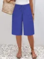 Vue detaillee de short de loisir bleu pour femme avec poches et cordon de serrage. - S / Bleu
