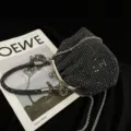 Glänzende Strass Abendtasche Muschel Mini Metall Kette Umhängetasche für elegante Damen - Schwarz