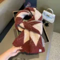 Bufanda de punto con patrón de rombos mujer otoño invierno cálida acogedora. - Rojo