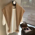 Mujer jersey de lana tejido y bufanda triangular con pompones vintage invierno ropa cálida - Caqui Sólido / Aprox. 150x55cm