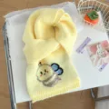 Bufanda cruzada de punto bordada de abeja de dibujos animados para mujeres, invierno cálido. - Abeja Amarilla