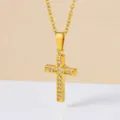 Goldfarbene Edelstahl Kreuz Halskette mit glitzernden Zirkonia Steinen und Herz Anhänger. - Kreuz Stil (N0019G)