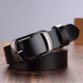 Cinturón de mujer de cuero genuino negro con hebilla de metal, muy elegante y chic. - Negro / 105cm