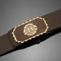 Brauner Herren Gürtel aus echtem Leder mit elegantem goldenen automatischen Schnallen-Design. - Palmenmuster Gold Klein H