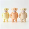 Leuke film Niu Lai speelgoed figuur set, grappig antistress knijpspeelgoed voor collectie. - Willekeurige Kleur