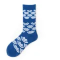 Blaue wadenhohe Socken mit weißem Wellenmuster, bequeme Alltagssocken aus Baumwolle. - Einheitsgröße / Ehefrau