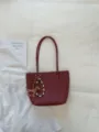 Woven leather tote bag for women, large capacity shoulder bag, retro casual fashion purse. - With Pendant / Red