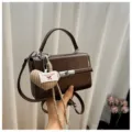 Retro brown small square bag for women, stylish crossbody handbag with cute knit heart pendant. - With Pendant / Coffee