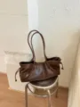 Retro large capacity women shoulder bag, slouchy PU leather tote handbag for daily commute. - Brown No Pendant