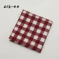 Rood wit geruit heren pochet zakdoek stijlvol klassiek modieus accessoire voor dagelijks. - 218-44