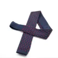 Herren stilvolle gestrickte flache Krawatte dunkelblau mit rotem Webmuster formelles Accessoire - Dunkelblau Rotes Muster