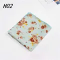 Heren katoenen zakdoek met bloemenpatroon stijlvol voor trouwpak accessoire hoofdaanzicht - H02