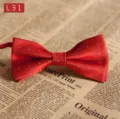 Rote Polyester Seide gepflegte Fliege mit Punkten fur Herren Hochzeit formelle Halsbekleidung - L31