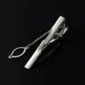Silberne Herren Krawattenklammer mit Kette minimalistisch geometrisches Metall Accessoire - M101