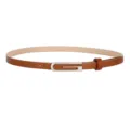 Cinturón fino de cuero marrón para mujer minimalista con elegante hebilla de metal plateado. - Hebilla Plateada - Camel
