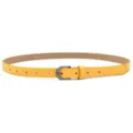 Slanke gele dames leren riem met donkere metalen gesp, eenvoudig en veelzijdig dagelijks accessoire. - Geel (zwarte gesp)