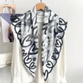 Foulard Quadrato Stampa Cuore Nero Bianco Sottile Sciarpa di Seta Donna Scialle Modello - 90x90cm / Bianco