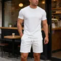 Herren Freizeit geripptes Kurzarm T-Shirt und Shorts Set einfarbiges Sommer Outfit - S / Oberteil und Hose / Gebrochenes Weiß