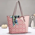 Rosa Monogramm Shopper Tasche mit Seidenschal Detail, stylische Schultertasche für Damen. - Rosa