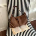 Braune Damen Schultertasche Retro große Kapazität lässige Umhängetasche stilvolles Design. - Braun Ohne Anhänger