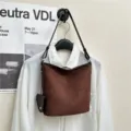 Borsa secchiello in camoscio marrone retrò da donna, elegante borsa a tracolla e spalla casual. - Taglia L / Caffè Grande