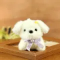 Süßer weißer welpe plüschtier schlüsselanhänger flauschiger hund anhänger mit lila schleife - 9cm / Gebrochenes Weiß