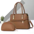 Vista dettagliata del set di borse da donna marroni con texture fine e dettagli metallici. - Khaki scuro