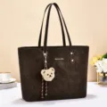 Sac cabas marron vintage pour femme, élégant sac à épaule avec charmant pendentif. - Style 1 / Café
