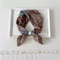 Brown Woven Paisley (With Pearl Buckle) / 56cm