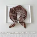 Brown Dot Y-Floral (With Pearl Buckle) / 56cm