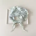 103x67x67cm / Small Lily