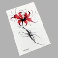 Wasserdichter temporärer Tattoo-Aufkleber mit einem dunkelroten Spinnenlilien-Blumenmotiv für Körperkunst. - K0-26017 (Spinnenlilie)