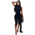 Ärmelloser geraffter Jumpsuit mit elegantem Drapierungsband, figurbetonte Damenmode. - S / Schwarz