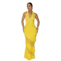 Detailansicht des gelben Halfter-Maxikleids mit schicken Rüschenlagen und elegantem Mesh. - S / Kleid (C7868) / Gelb