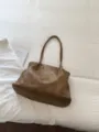 Braune PU Leder grosse Kapazitaet Tasche Vintage Freizeit modische Damen Schultertasche - Ohne Anhänger / Khaki