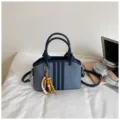 Women canvas handbag casual commuting shoulder bag stylish tote bag with wooden bead charm - With Pendant / Blue