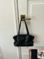 Retro schwarze Nieten Achseltasche für Damen, große Kapazität Pendler Shopper Tasche. - Ohne Anhänger / Schwarz