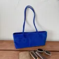 Blaues Samt Schultertasche lässige tägliche Pendler Achseltasche mit langem Riemen Tasche - Königsblau
